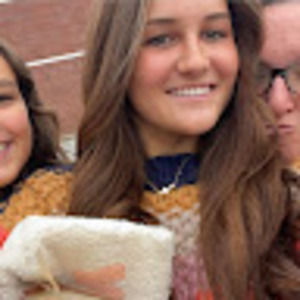 Meet your Posher, Emma